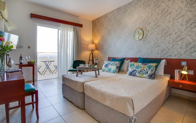 Iris Beach Hotel Protaras Exterior photo